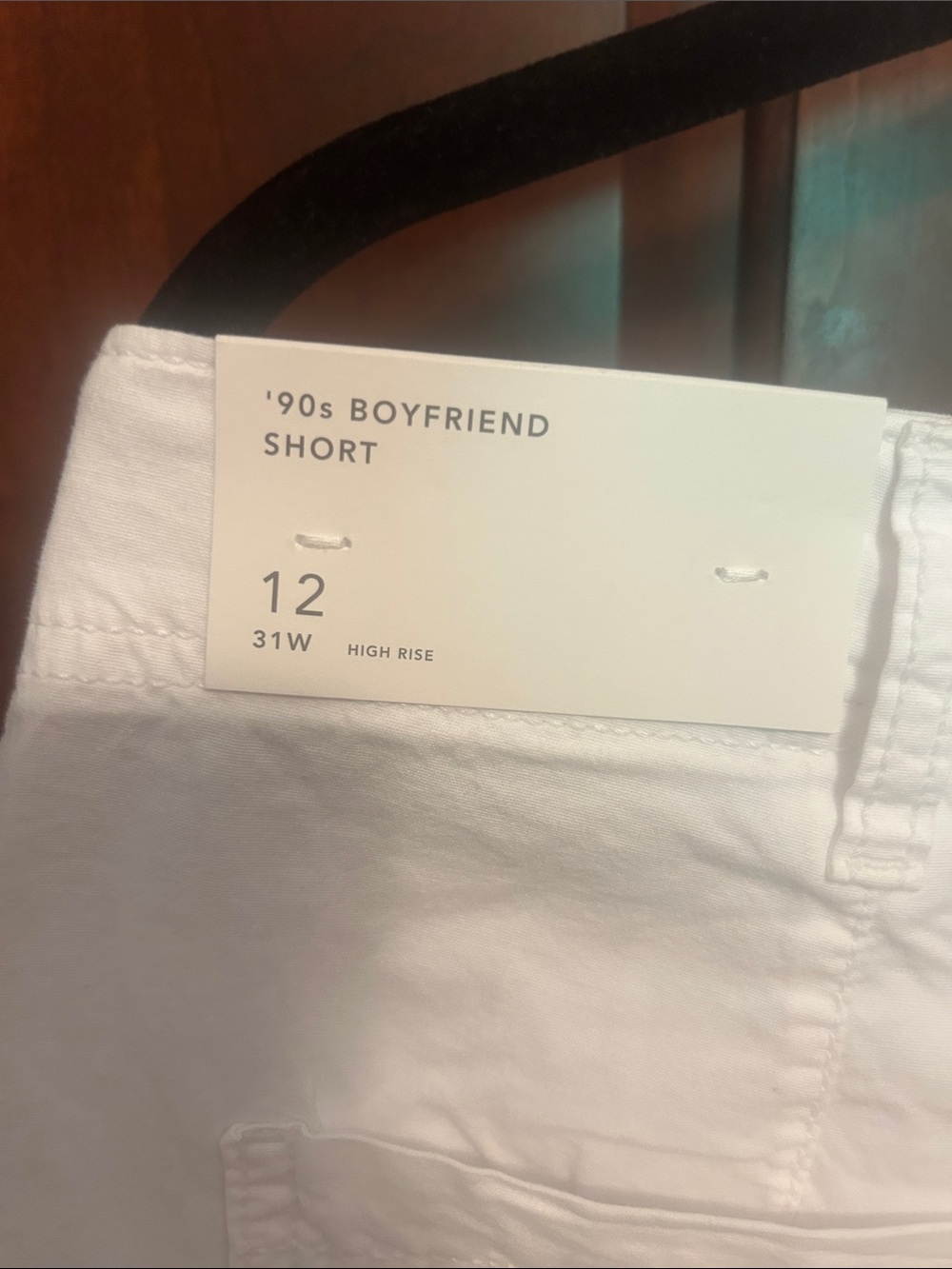 American Eagle Outfitters White Cargo Shorts with Frayed Hem - Picture 3 of 3